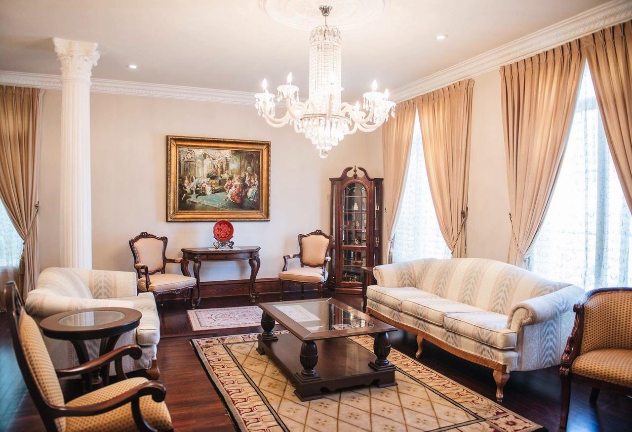 Jstlikehome - Luxury Mansion & Guesthouse ออตตาวา ภายนอก รูปภาพ