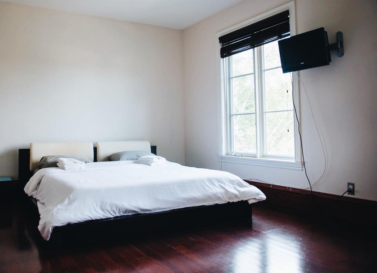 Jstlikehome - Luxury Mansion & Guesthouse ออตตาวา ภายนอก รูปภาพ