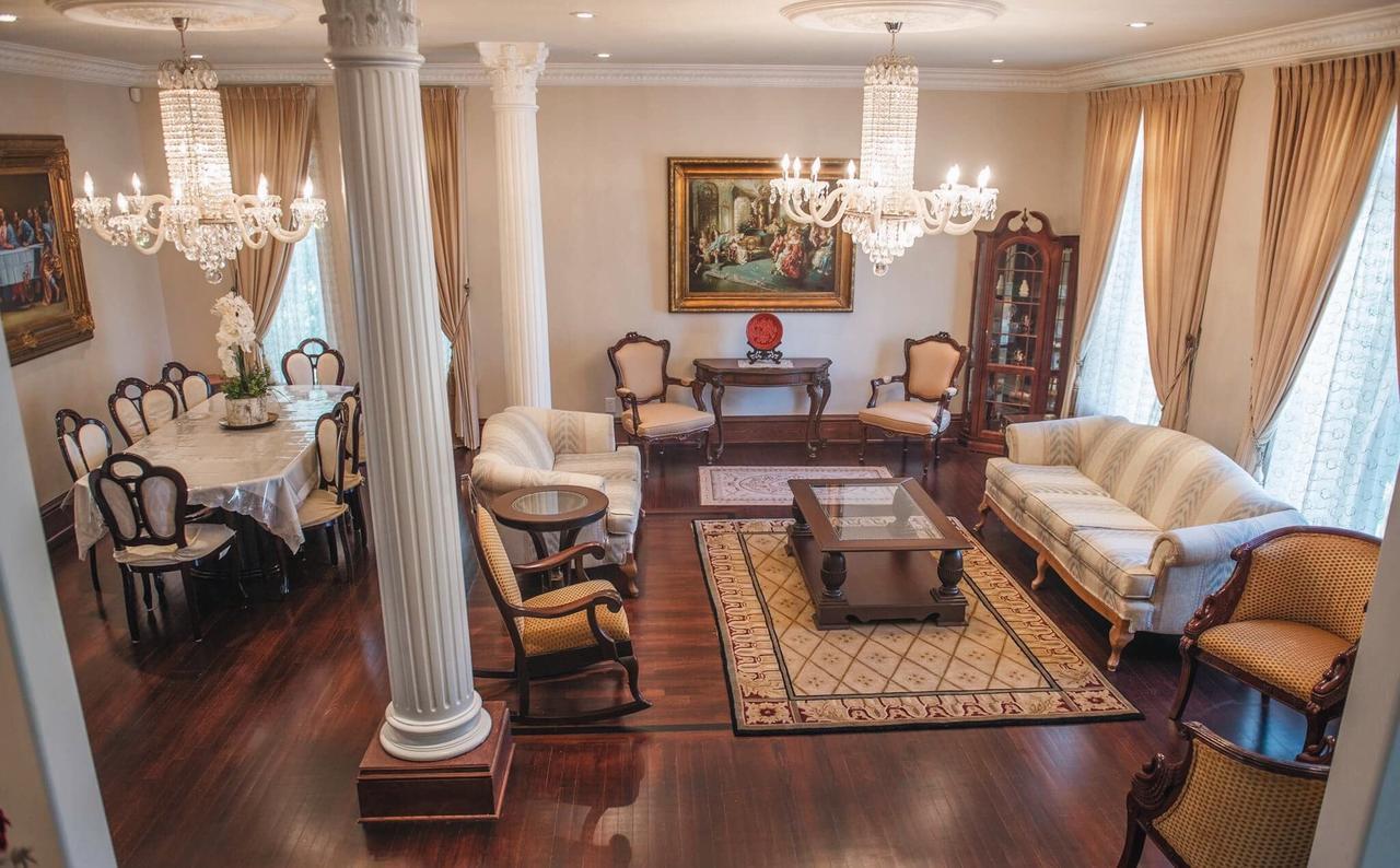 Jstlikehome - Luxury Mansion & Guesthouse ออตตาวา ภายนอก รูปภาพ