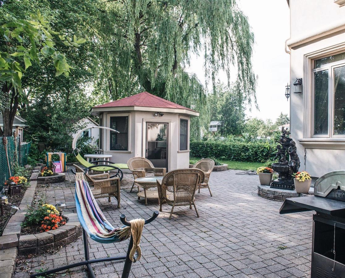 Jstlikehome - Luxury Mansion & Guesthouse ออตตาวา ภายนอก รูปภาพ